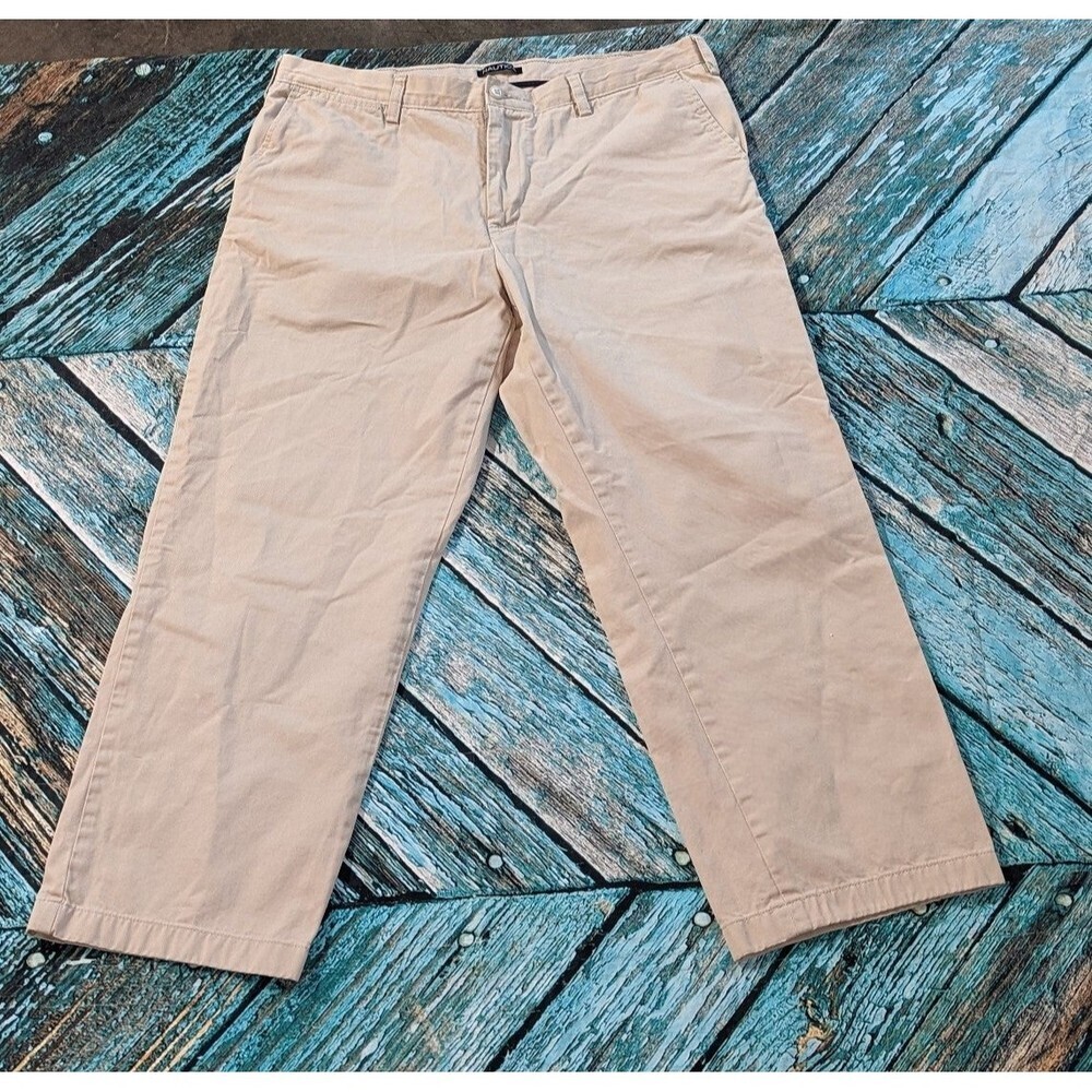 Nautica Men's 40 x 30 100% Cotton Khaki Pants Preppy Normcore
